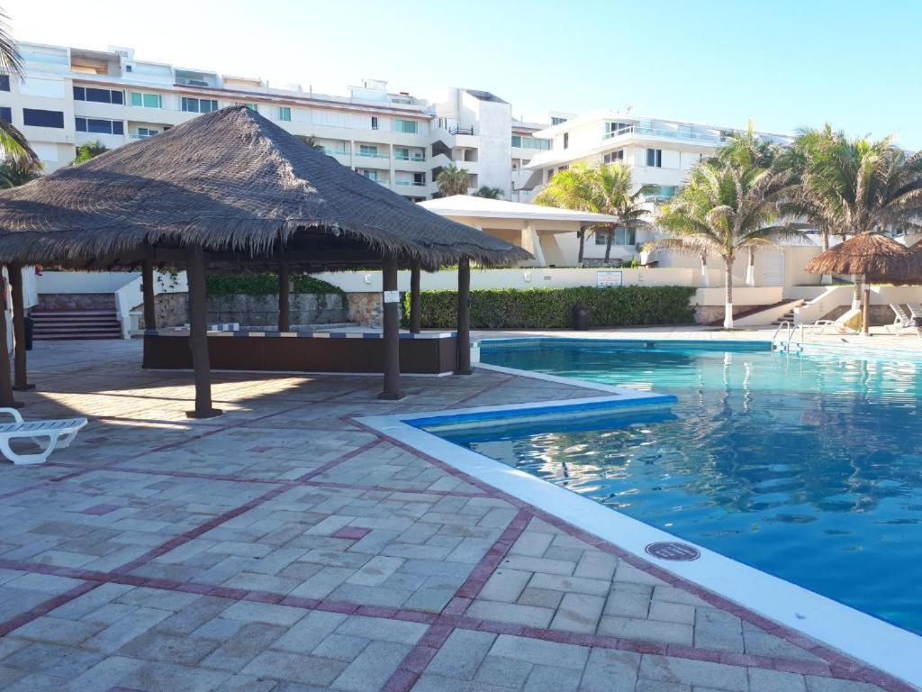 Departamentos Al Lado Del Mar En Zona Hotelera Cancún Exterior foto